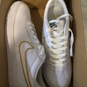 Size 7 - Nike Bruin Zoom Premium Se SB White Metallic Gold - 877045-117